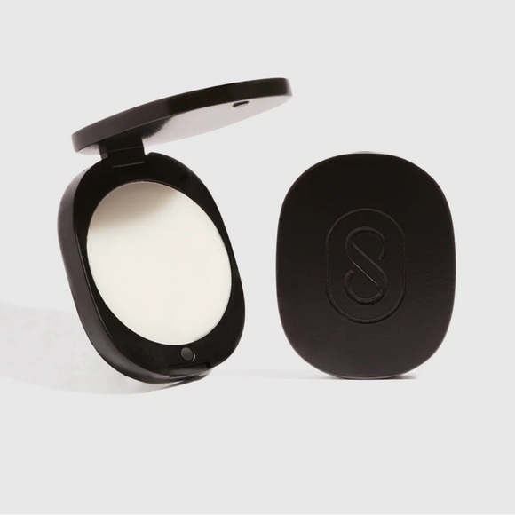 Solid Perfume Braless Leather & Vanilla 3.6 grams Brand New - Picture 2 of 2